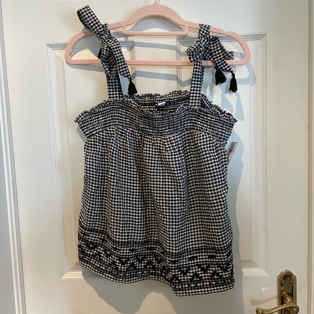 BNWT tank top with adjustable straps
